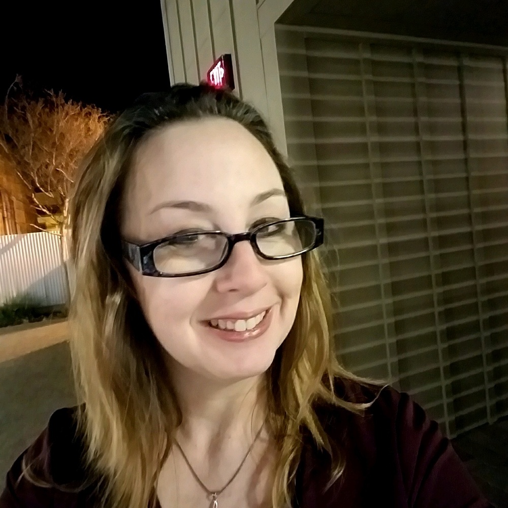 Meet your Posher, Regina